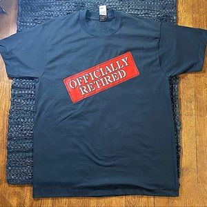 vintage new with tags “officially retired” black short sleeve tee size large